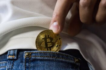 Crypto.com le célèbre broker crypto implante son siège européen à Paris